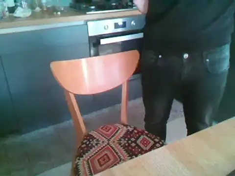 Snapshot of giorgakaci69 chatting on 12/23/24, 12:30 giorgakaci69 online show from 12/23/24, 12:30