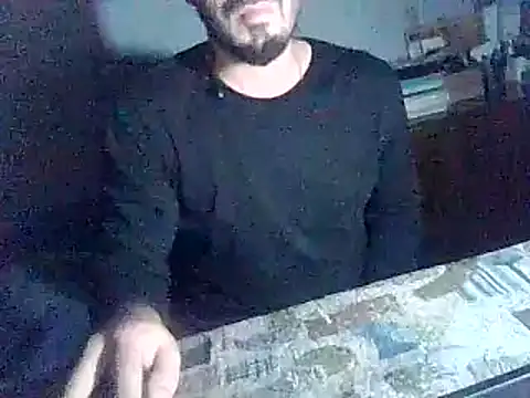 Snapshot of giorgakaci69 chatting on 09/23/25, 09:51 giorgakaci69 online show from 09/23/25, 09:51