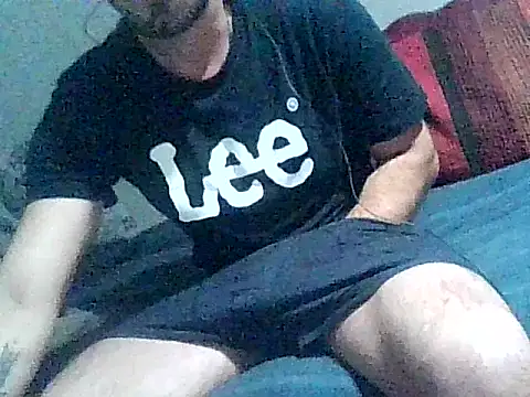 Snapshot of giorgakaci69 chatting on 10/08/25, 10:18 giorgakaci69 online show from 10/08/25, 10:18