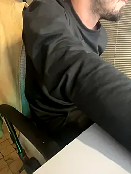 giorgakaci69 online show from 11/27/25, 03:14