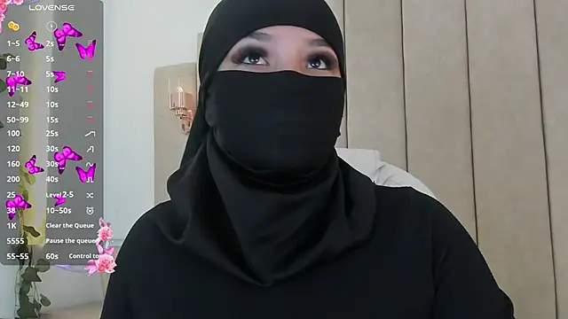 Snapshot of nashi_ra chatting on 10/16/25, 07:15 nashi ra online show from 10/16/25, 07:15