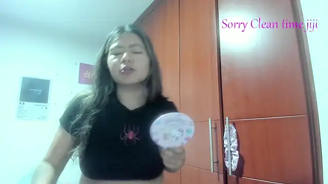 StephaniFox online show from 12/23/25, 03:48