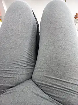 buterfly1519 online show from 11/29/25, 06:00