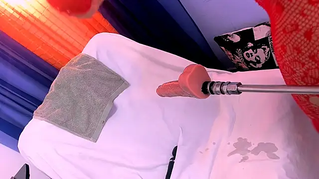 roberts kloe online show from 02/18/25, 02:59