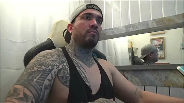 Angel sex latin online show from 10/22/25, 04:02