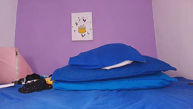 vale ross  online show from 02/21/25, 03:12