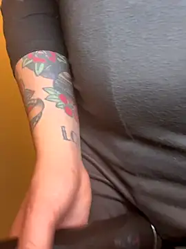 LiliMorganxxx online show from 12/19/25, 05:31