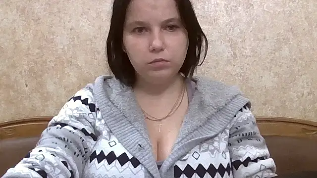 JeorginaJ online show from 10/13/25, 02:06