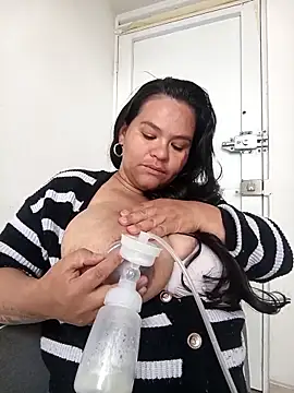 Julieta-tits online show from 05/07/26, 03:28