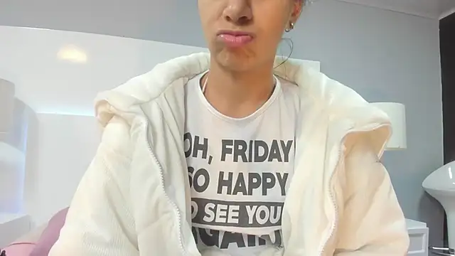 Tamaraakins online show from 02/18/25, 12:06