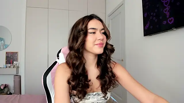 Shineel online show from 02/20/26, 07:32