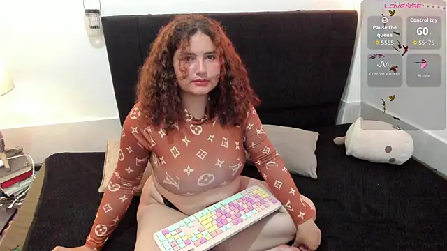 Manina Molly  online show from 10/04/25, 08:40