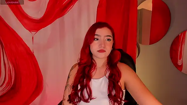 ViolettCastel online show from 09/15/25, 07:47