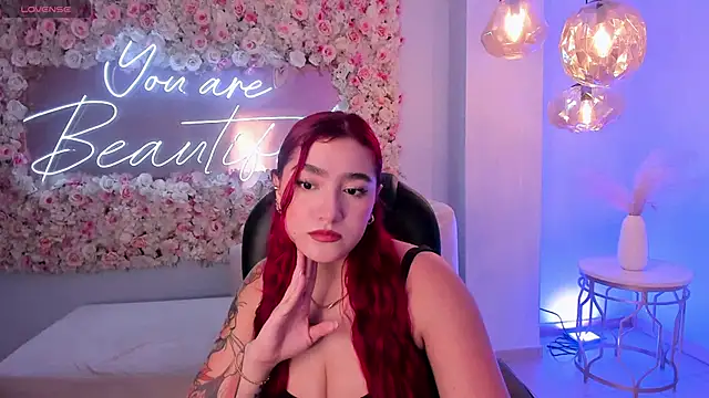 ViolettCastel online show from 09/24/25, 06:55