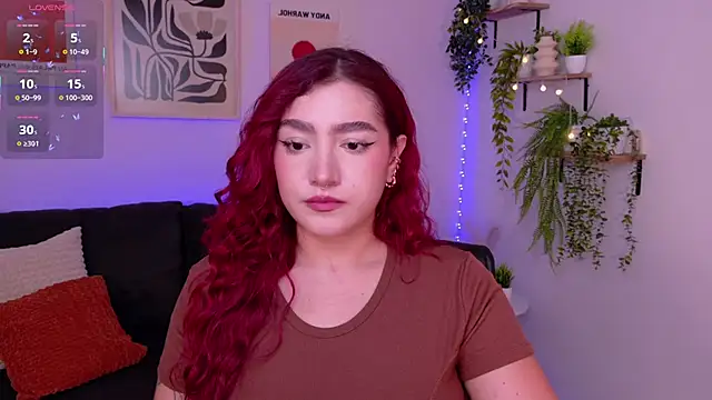 ViolettCastel online show from 04/09/26, 07:41