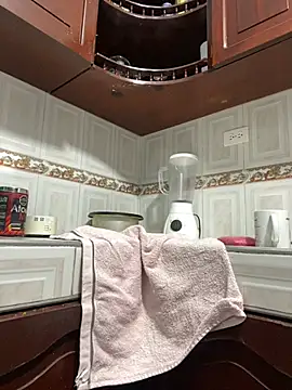 sweetsarabig22cm online show from 04/11/26, 04:39