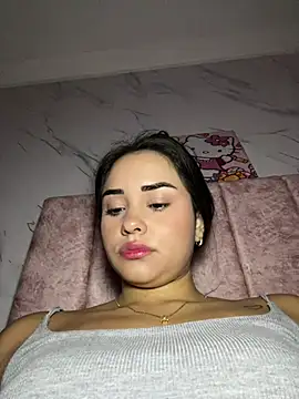 Kimmymadison- online show from 04/17/26, 08:01