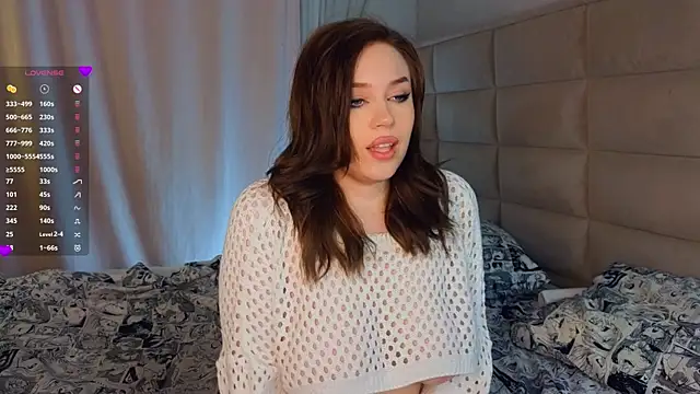 Snapshot of AsteriaHamel chatting on 03/14/25, 05:24 AsteriaHamel online show from 03/14/25, 05:24