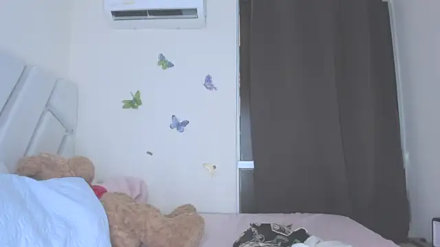 sofiacastillo01 online show from 02/08/26, 01:47