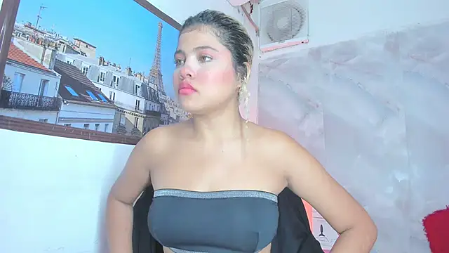 sofiacastillo01 online show from 05/28/26, 01:41
