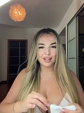 EvaSunderland online show from 01/12/26, 10:42