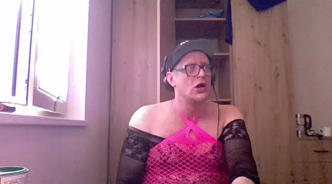 Bigthroaterboy online show from 03/01/25, 08:13