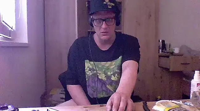 Bigthroaterboy online show from 03/01/25, 12:12