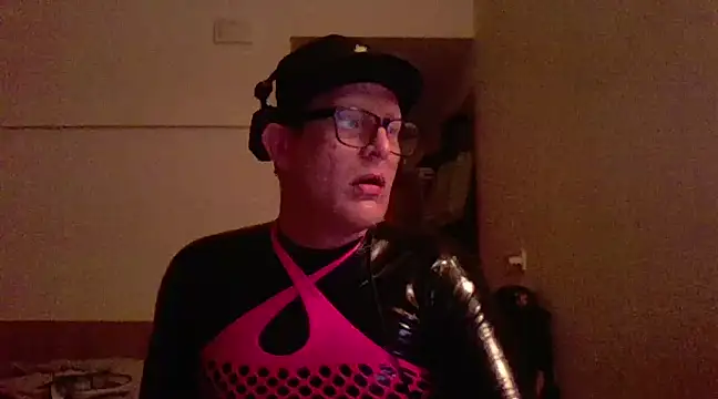 Bigthroaterboy online show from 03/06/25, 10:15