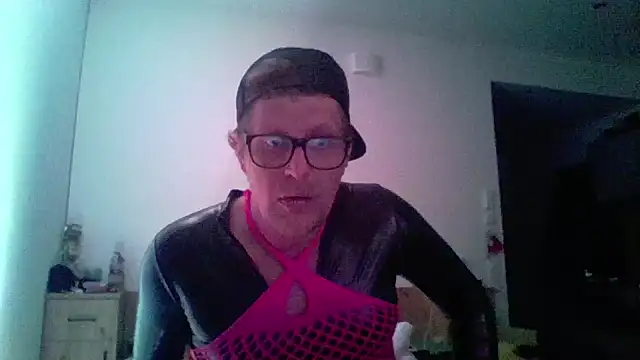Bigthroaterboy online show from 03/19/26, 04:05