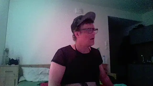 Bigthroaterboy online show from 04/21/26, 02:15