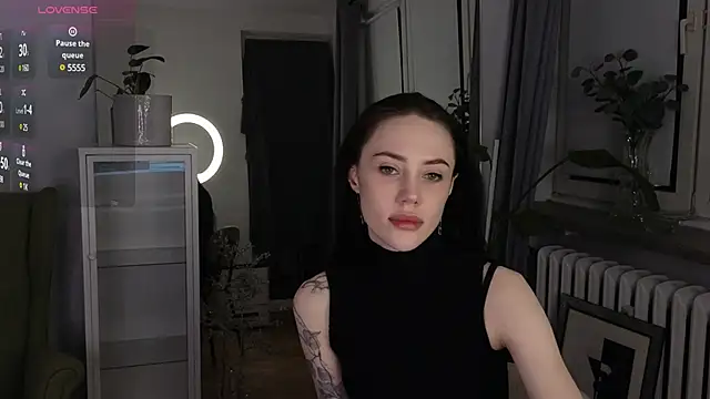 Snapshot of Sara_Tranquil chatting on 03/06/25, 09:09 Sara Tranquil online show from 03/06/25, 09:09