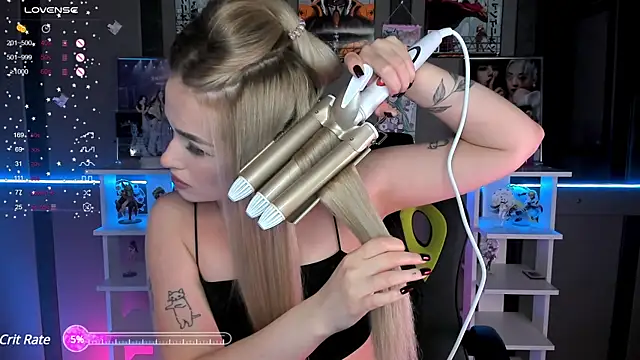 Ellen Soft online show from 01/19/25, 06:21