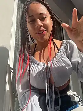 HaileyDiana online show from 02/28/26, 10:05