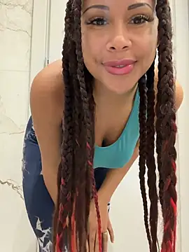 HaileyDiana online show from 03/04/26, 06:58