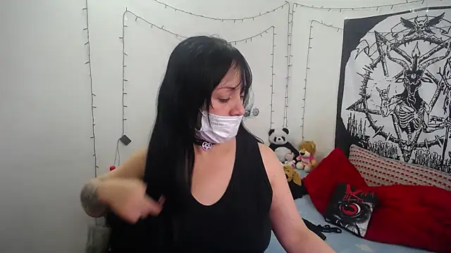 lili peach online show from 12/05/24, 09:06