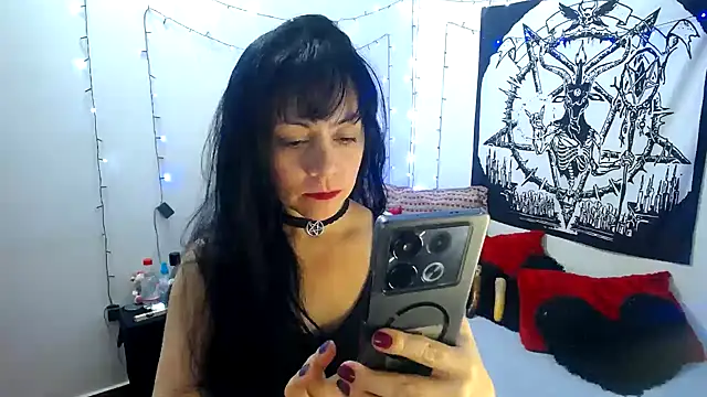 lili peach online show from 01/12/25, 11:47