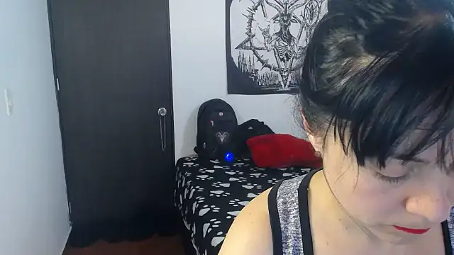 lili peach online show from 03/16/26, 08:24