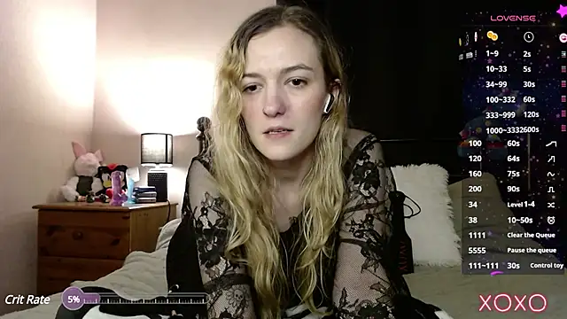 EllieeRose online show from 02/11/25, 08:10