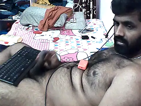 Snapshot of sanik_2428 chatting on 11/14/25, 07:12 sanik 2428 online show from 11/14/25, 07:12