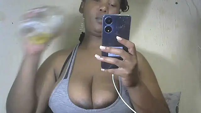 NippleMilkXx online show from 12/26/24, 02:33