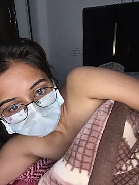 Snapshot of HotIndianCouple__8 chatting on 01/04/25, 09:20 HotIndianCouple 8 online show from 01/04/25, 09:20