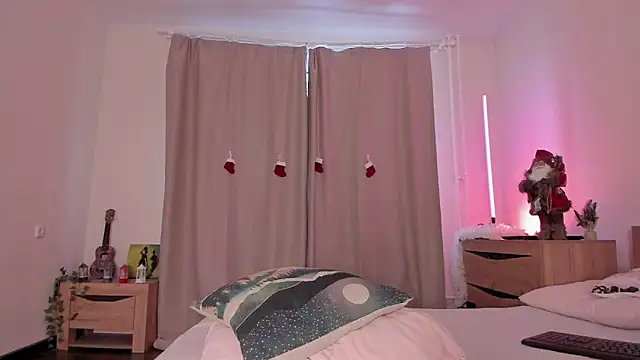 Snapshot of kate_doroty chatting on 01/05/25, 10:10 kate doroty online show from 01/05/25, 10:10