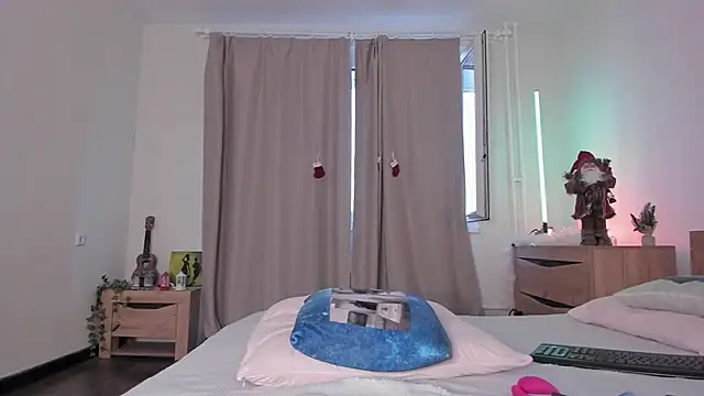 Snapshot of kate_doroty chatting on 02/08/25, 10:18 kate doroty online show from 02/08/25, 10:18