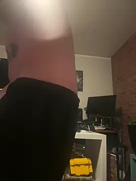 trash4cash online show from 03/04/25, 01:45