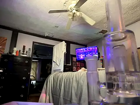 trash4cash online show from 10/28/25, 07:05