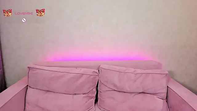 Erika Carpenter online show from 12/13/24, 03:05