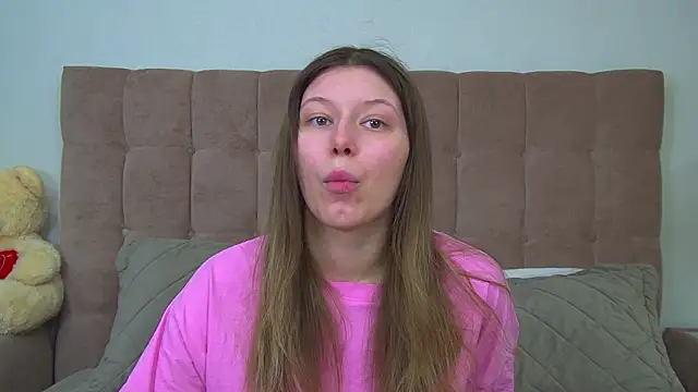 LiliaBianka online show from 02/16/26, 06:53