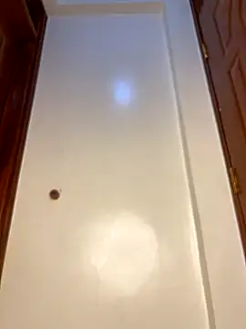 Reecekay online show from 10/30/25, 09:22