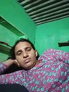 Snapshot of Baby__Shreya chatting on 06/17/26, 10:28 Baby Shreya online show from 06/17/26, 10:28