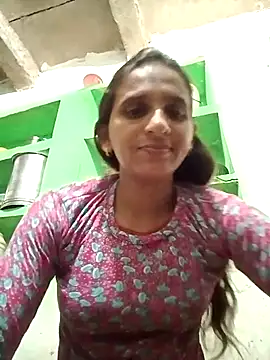 Snapshot of Baby__Shreya chatting on 06/17/26, 10:32 Baby Shreya online show from 06/17/26, 10:32